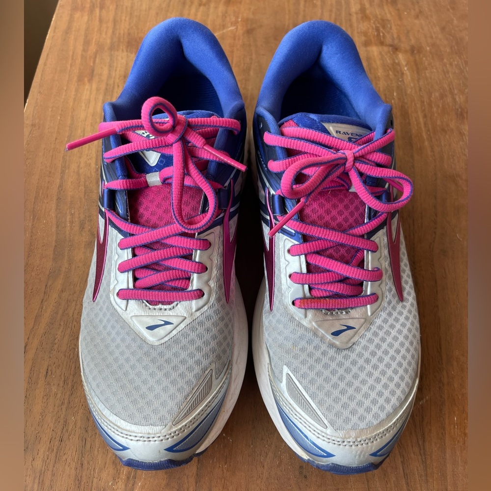 Brooks Womens White Blue Pink Glycerin/Atrena Athletic Running Shoes - Picture 3 of 10